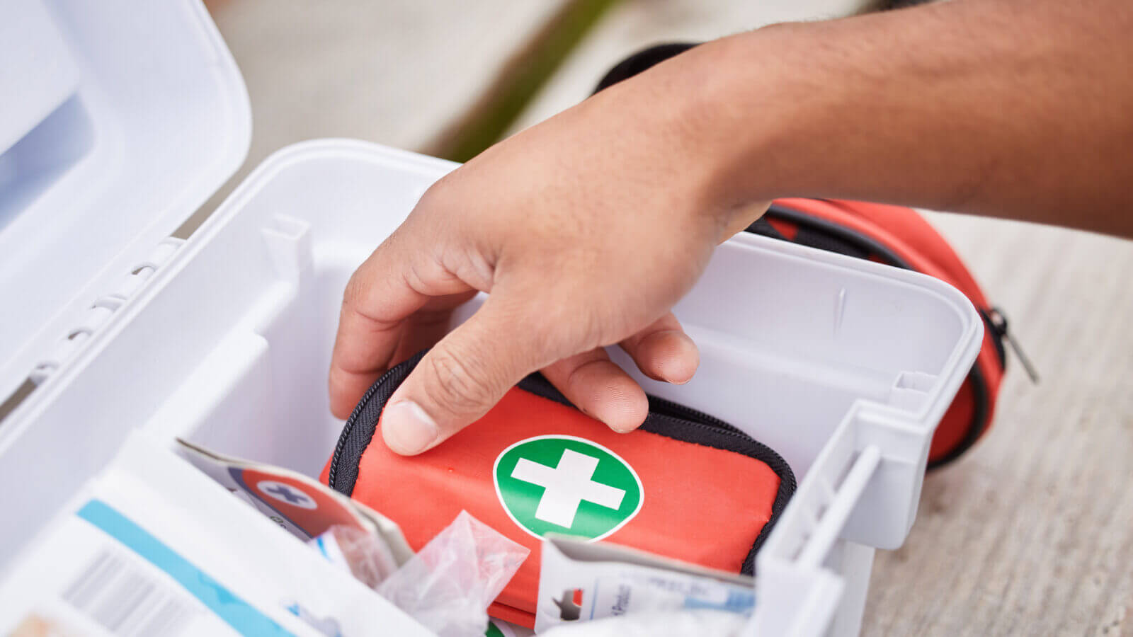 First Aid Kit 496675733 1600x900