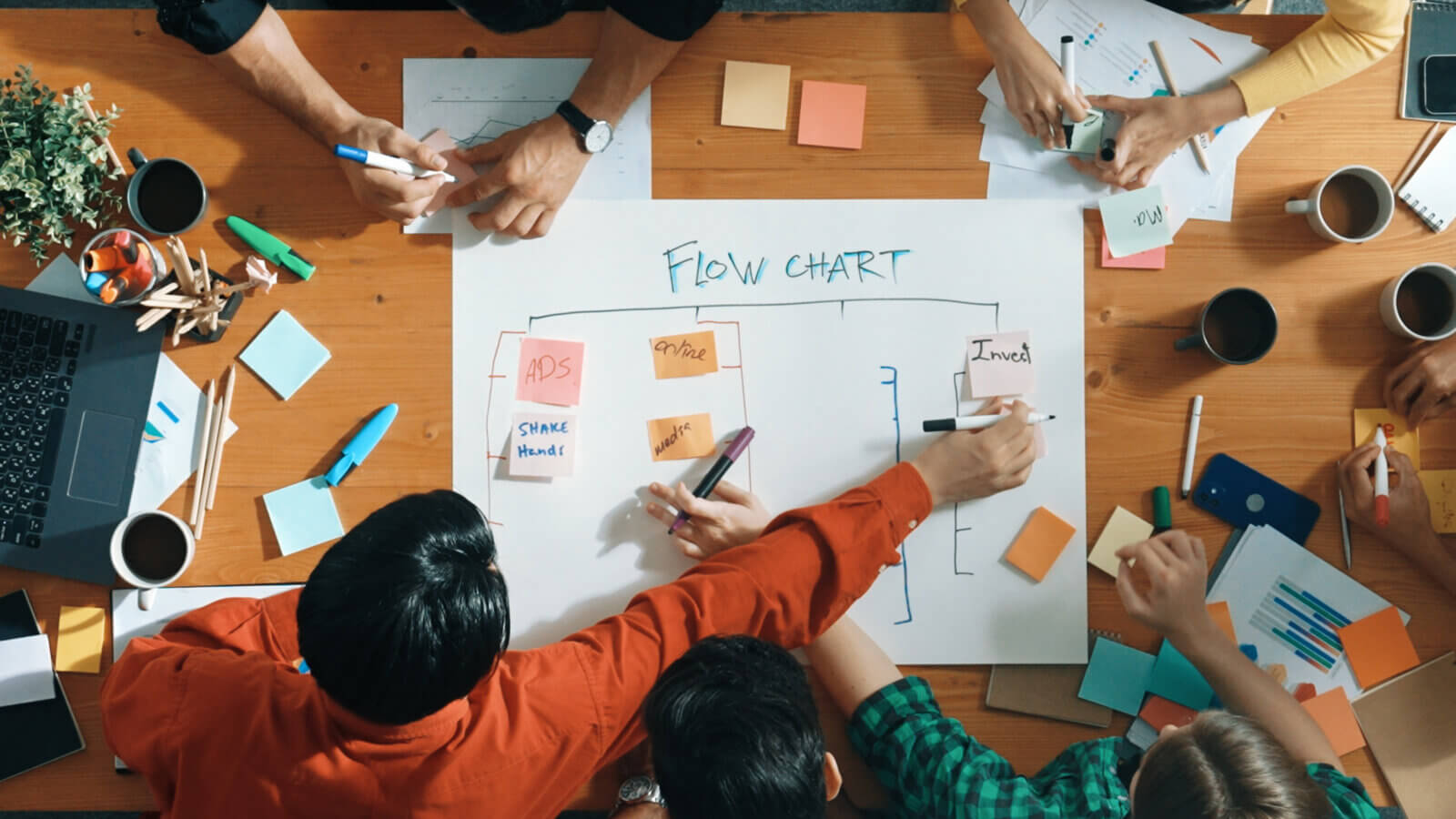 BoardMembers1063640147 1600x900