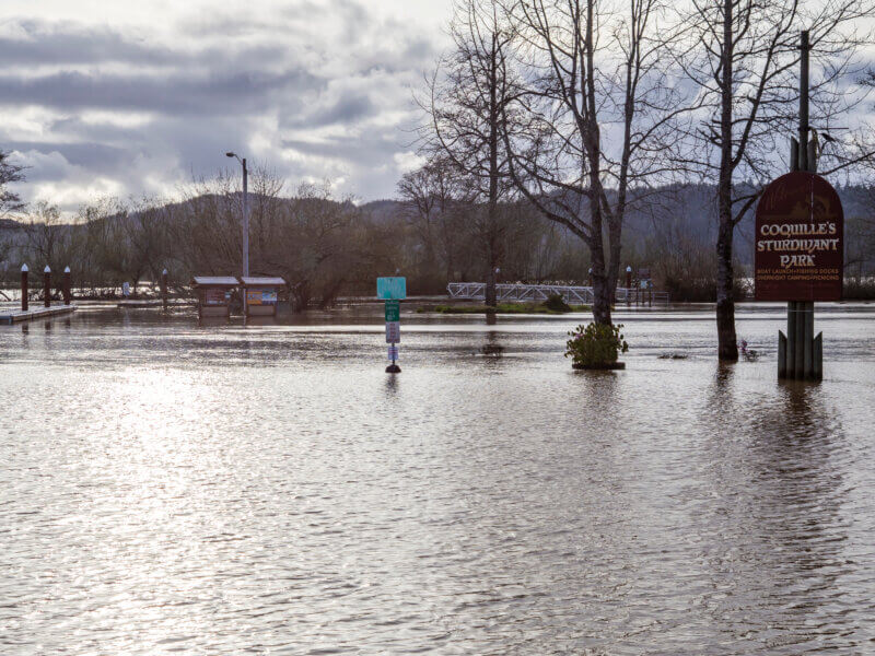Flood 1355075882 800x600