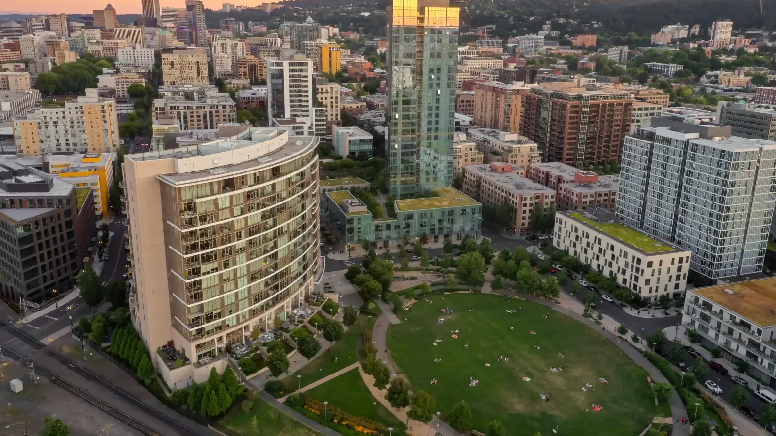 PDX Condo 1295020708 March 27 1600x900